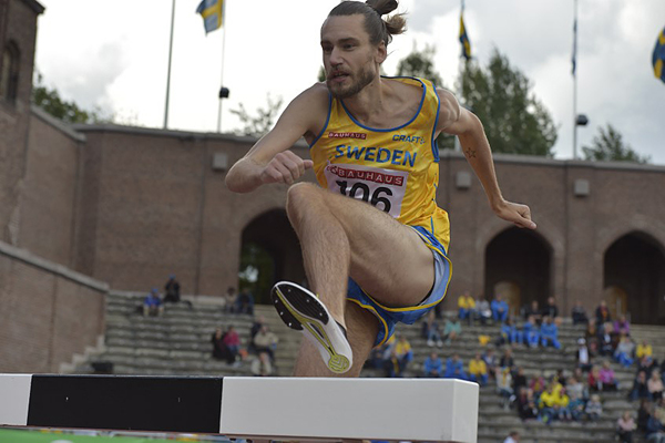 Daniel Lundgren , Turebergs FK, 3000 meter hinder,